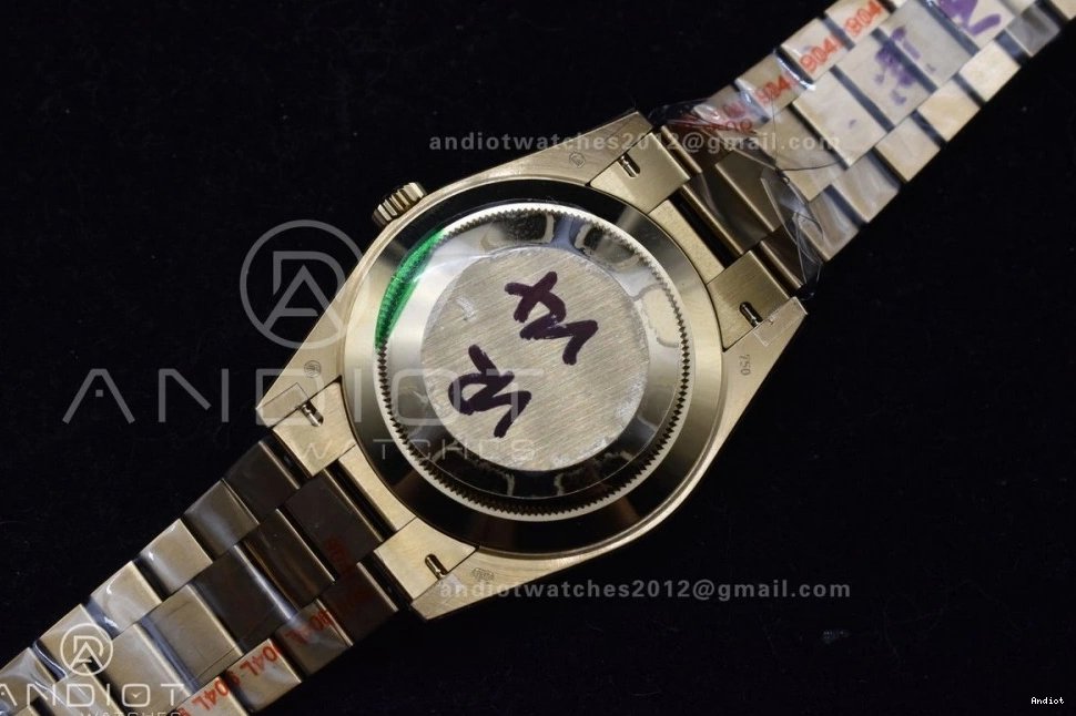 President Gain Markers Bracelet Roman DayDate Green on V A3255 904L Dial Weight GMF EasyMatch YG Steel 754 40 0707